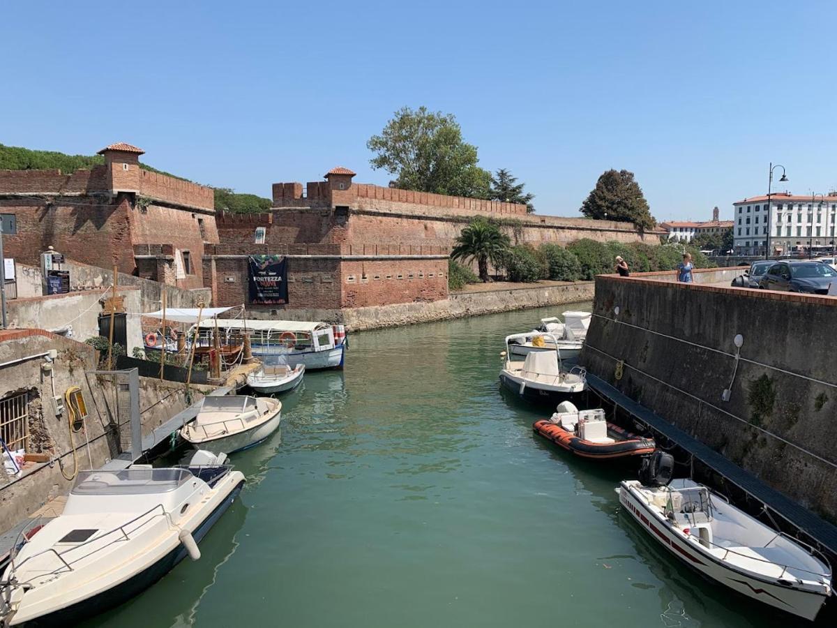 Centro E Porto Lägenhet Livorno Exteriör bild