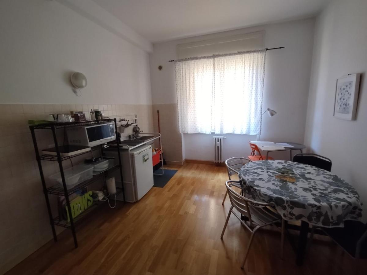 Centro E Porto Lägenhet Livorno Exteriör bild